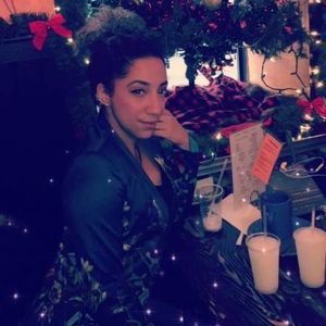 Meet your Posher, Eva